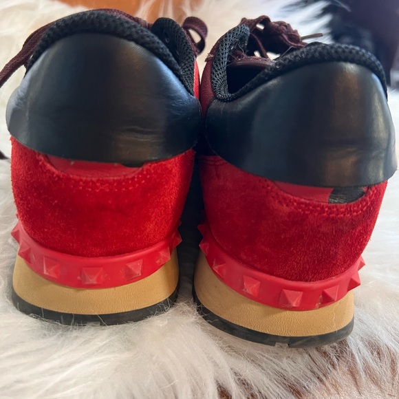 Valentino Garavani rockstud leather & suede camo sneakers. Size 38 (US sz 7.5-8) - Picture 5 of 12